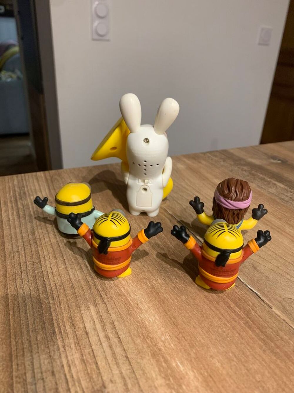 5 Figurines " Minions " Jeux / jouets