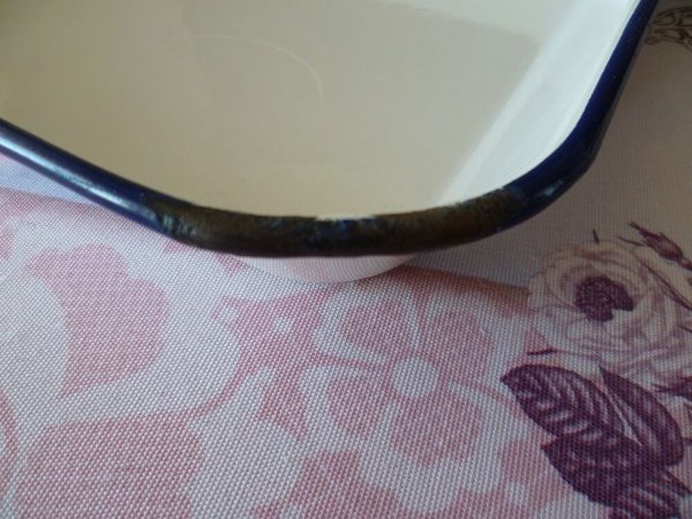 Plateau m&eacute;tal porcelaine Hopital vintage ancien brocante Dcoration