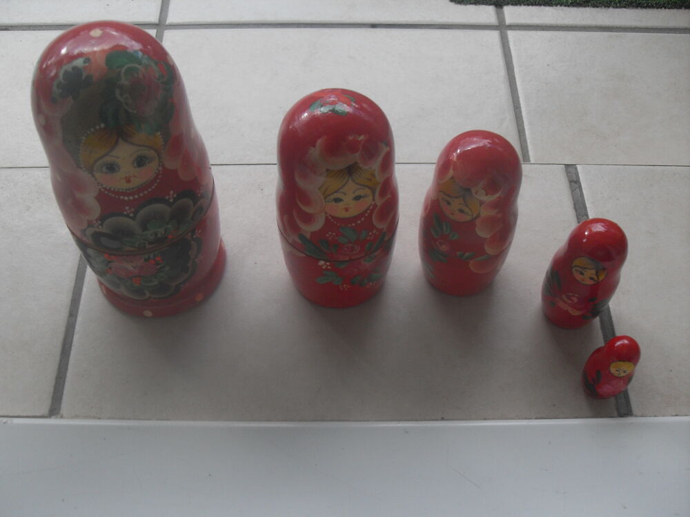 poup&eacute;es Russe 