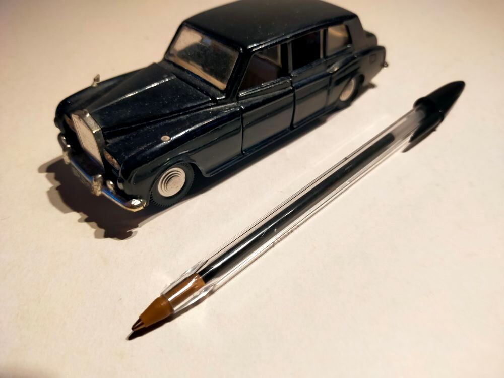 DINKY TOYS (meccano) Rolls Royce Phantom V
