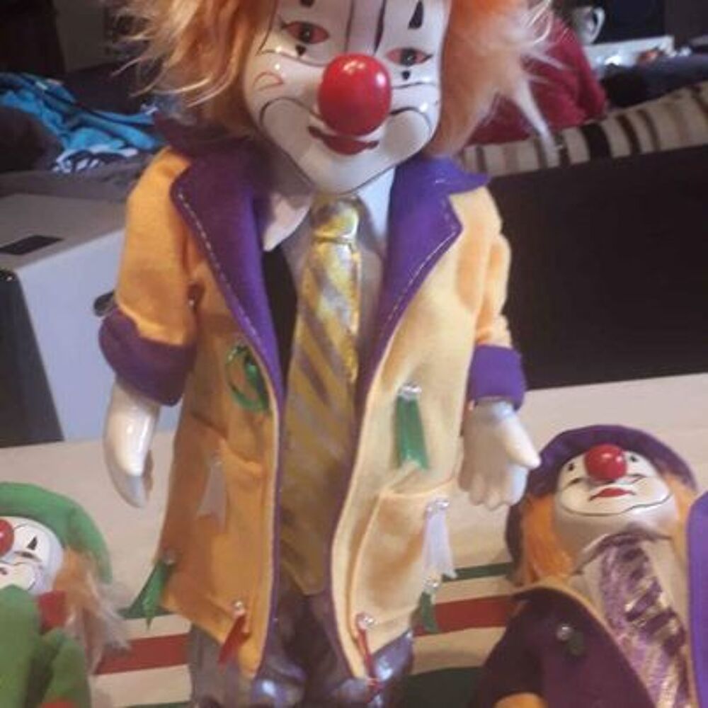 Clown de collection en porcelaine 