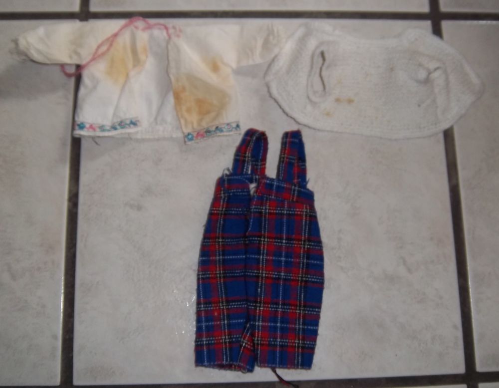 Salopette chemisier gilet poup&eacute;e ancien Jeux / jouets