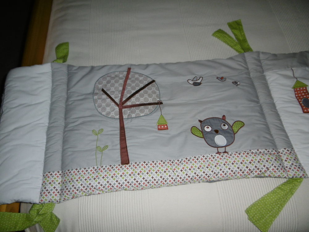 Tour de lit B&eacute;b&eacute; 9 cr&eacute;ation Chic et Chouette Puériculture