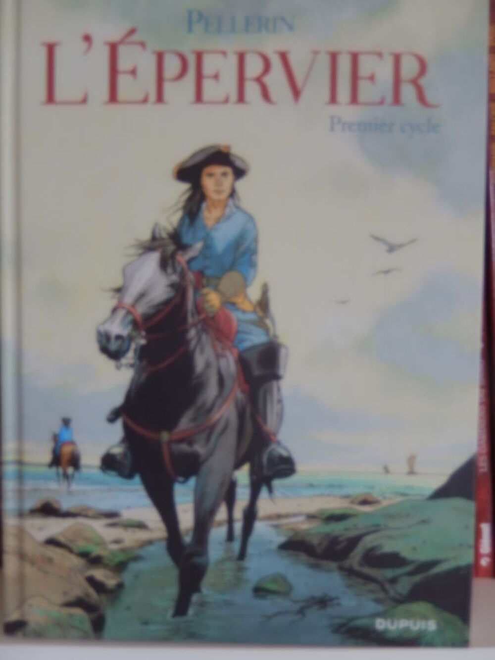 BD &eacute;tat neuf l'&eacute;pervier Livres et BD