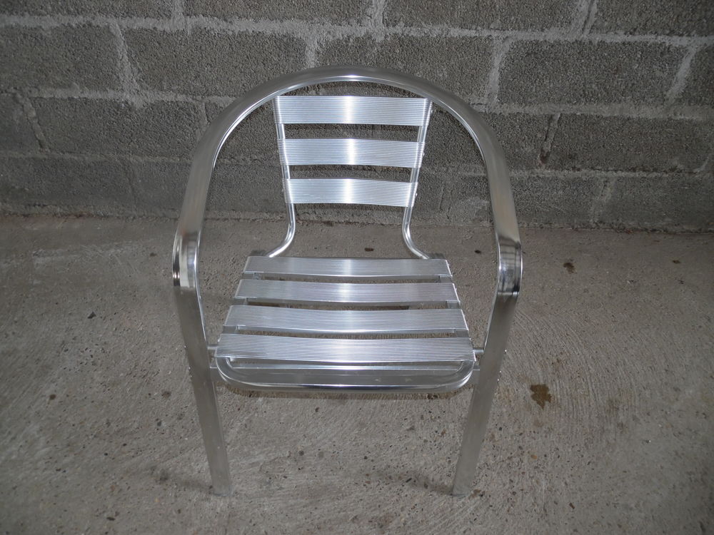 LOT DE 15 FAUTEUILS EN ALUMINIUM Jardin
