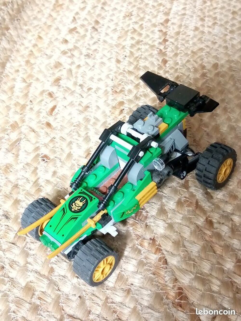 Lego Ninjago voiture de Lloyd 71700 Jeux / jouets