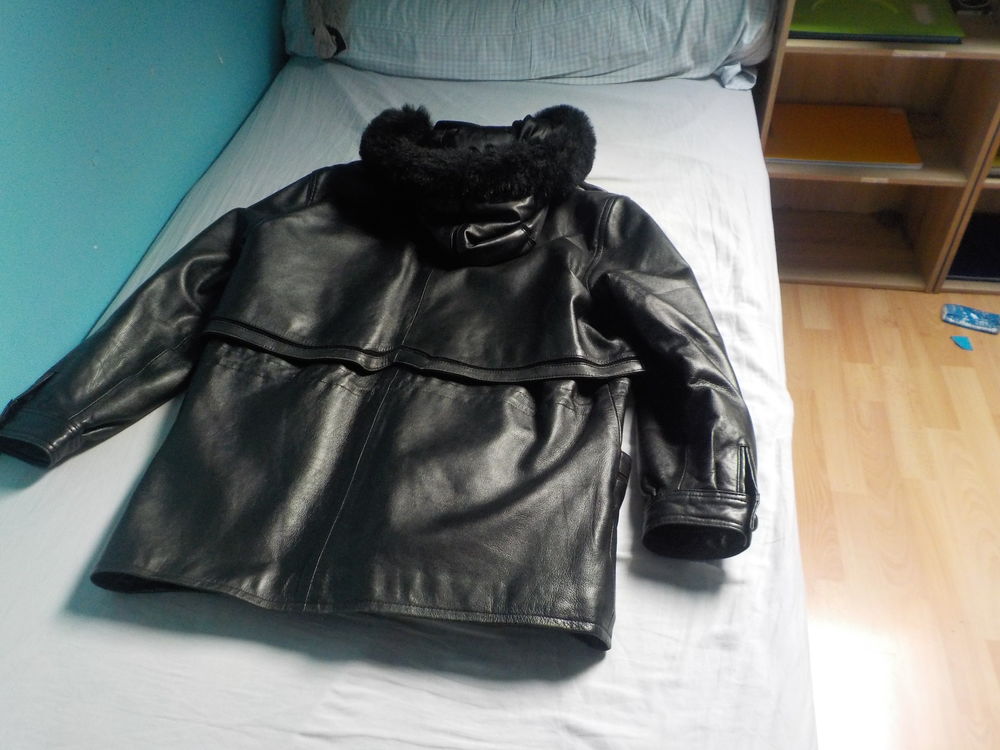 3 / 4 en cuir Vêtements