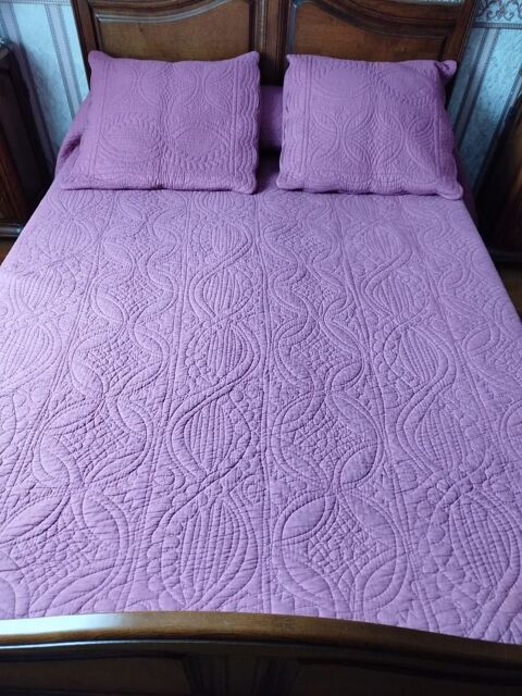 Boutis coton pour lit 2 personnes 
30 Le Plessis-Bouchard (95)