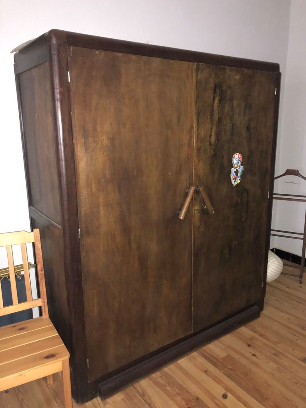Armoire penderie vintage. Meubles