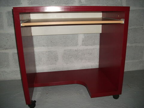 Bureau IKEA 
25 Saint-Germain-ls-Arpajon (91)