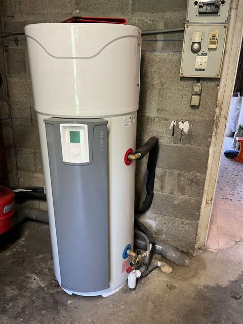 chauffe-eau thermodynamique tat neuf  200 L 800 Seignelay (89)
