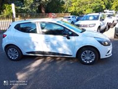 Clio IV Clio 1.2 16V 75 Life 2018 occasion 38840 Saint-Lattier