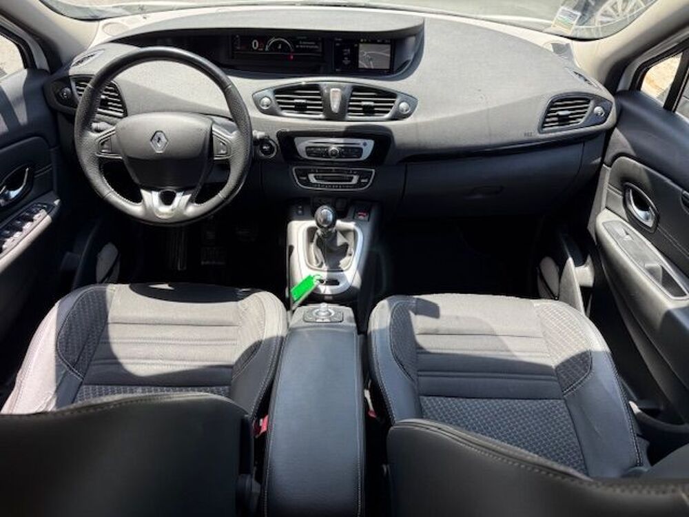 Grand Sc&eacute;nic III Grand Sc&eacute;nic TCe 130 Energy Bose Edition 7 pl 2016 occasion 34690 Fabr&egrave;gues