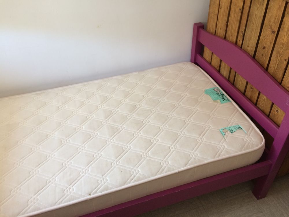 Lit (cadre+sommier+matelas)1 personne Meubles