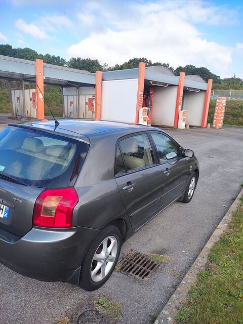 Toyota Corolla 115 D-4D Linéa Sol 2004 occasion Pontivy 56300