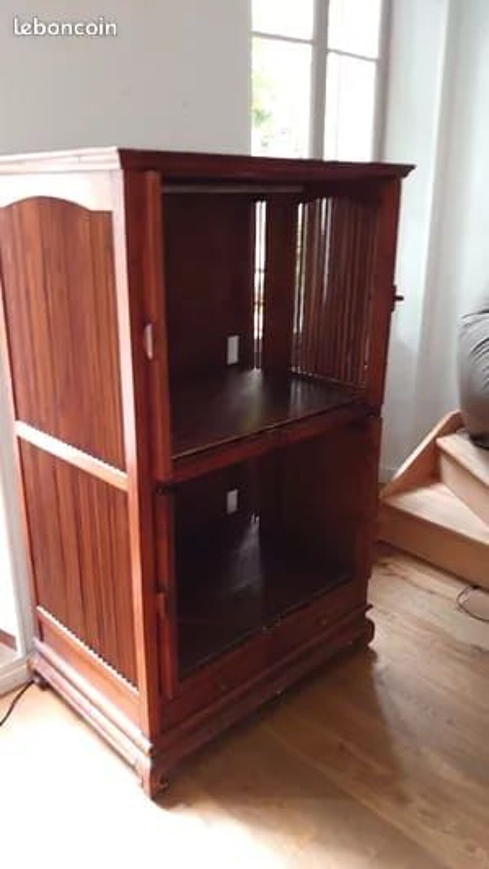 Armoire en tek, tr&egrave;s bon &eacute;tat Meubles