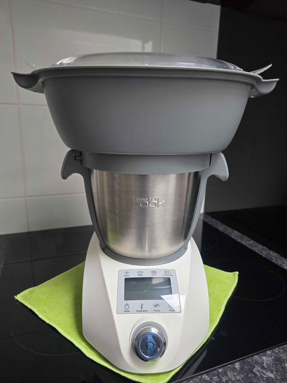 Compact Cook Tr&eacute;s bon &eacute;tat +accessoires suppl&eacute;mentaires Electroménager