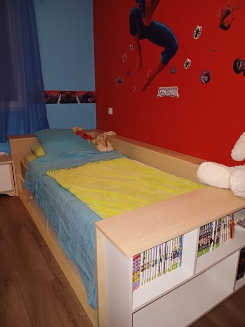 Lit . complet  
sommier + matelas  
500 Oloron-Sainte-Marie (64)
