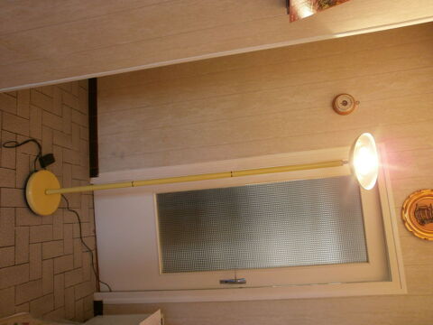 Lampadaire complet, commande pieds, variateur H 1.90 12 Tugéras-Saint-Maurice (17)