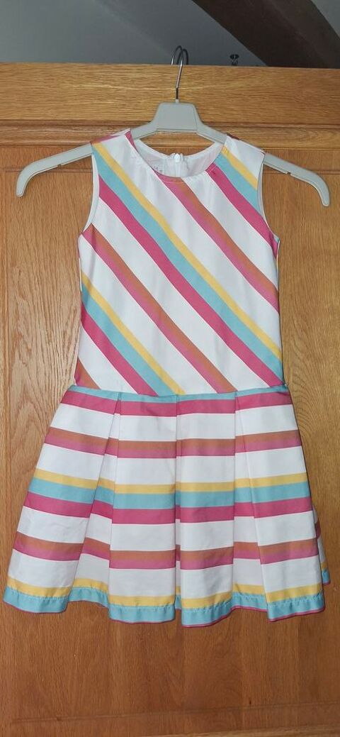 Robe ray� blanc rose marque  Kids taille  7 ans 3 Villiers (86)