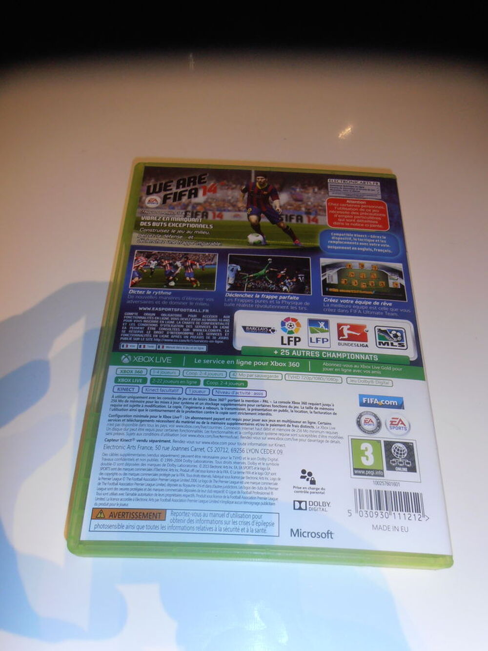 Jeu XBOX 360 - Fifa 14 (26) Consoles et jeux vidéos