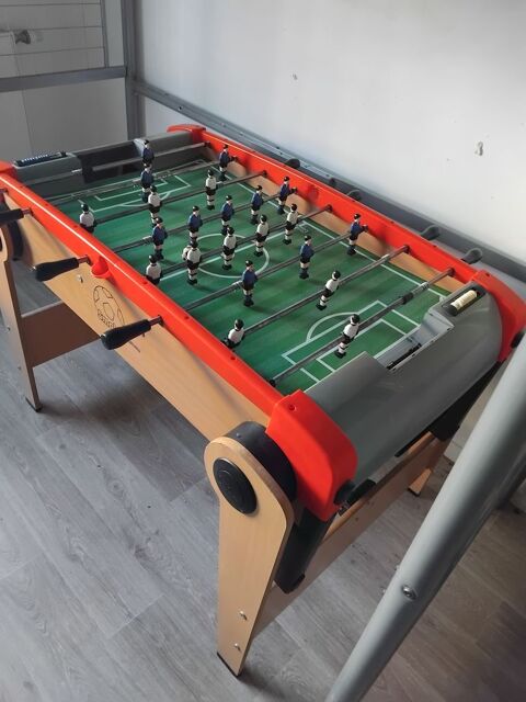 Baby-foot Smoby sur pied Éragny (95)