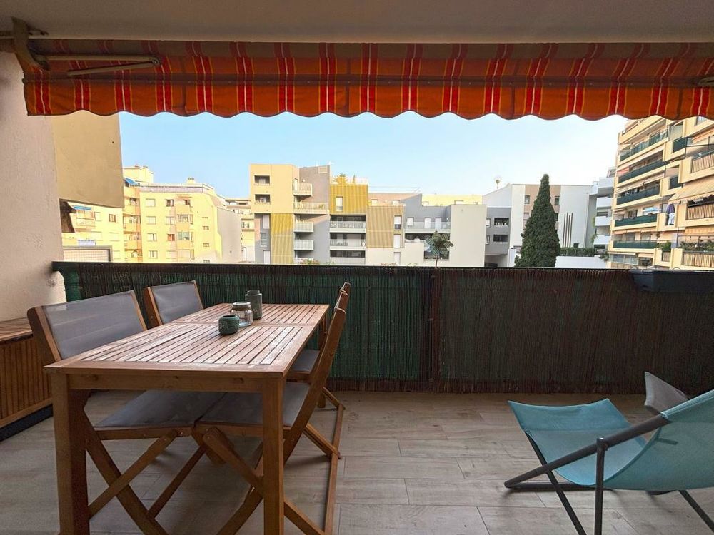 Location Appartement Appartement 3 pièces 65 m² Saint-laurent-du-var
