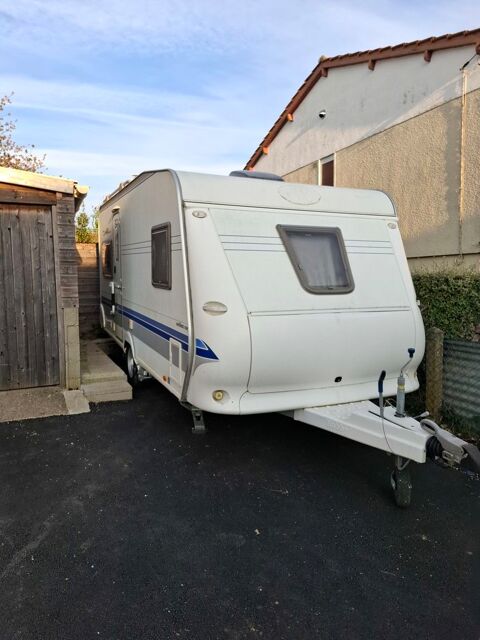 HOBBY Caravane 2006 occasion Saint-Germain-du-Puy 18390