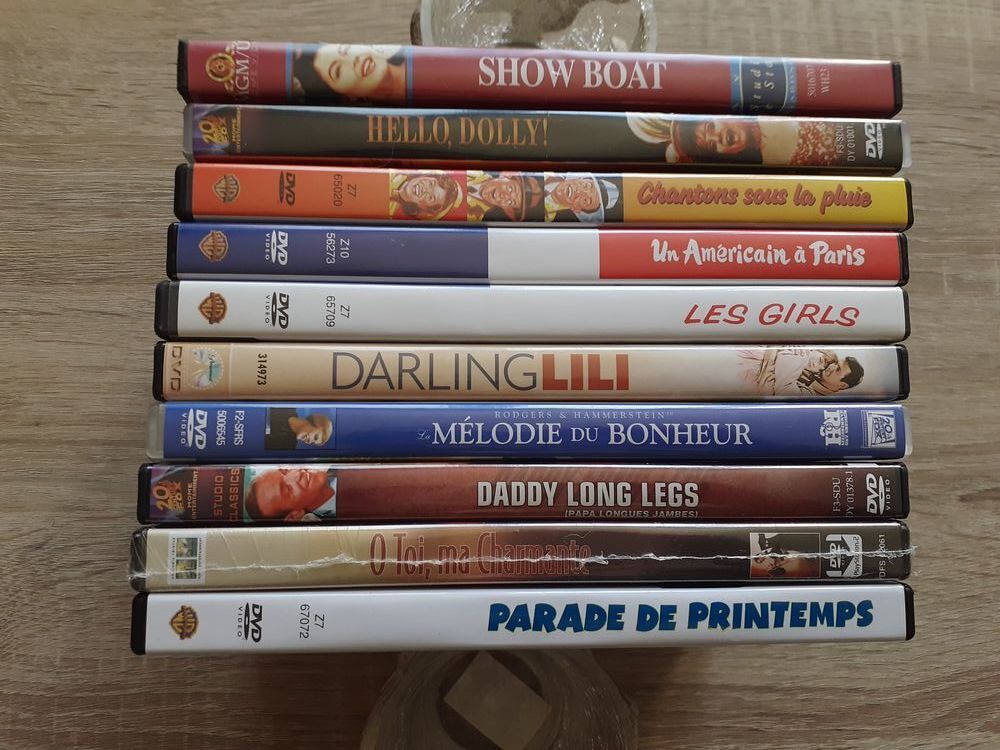 DVD Com&eacute;dies Musicales " Gene KELLY, Fred ASTAIRE,...... " DVD et blu-ray