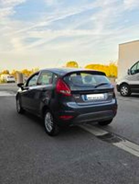 Fiesta 1.4 TDCi 68 Trend 2008 occasion 17000 La Rochelle