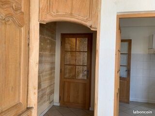  Appartement à louer 4 pièces 85 m²