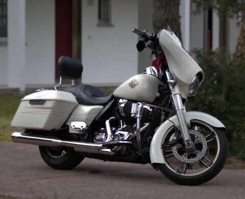 Moto HARLEY-DAVIDSON 2015 occasion Ondres 40440