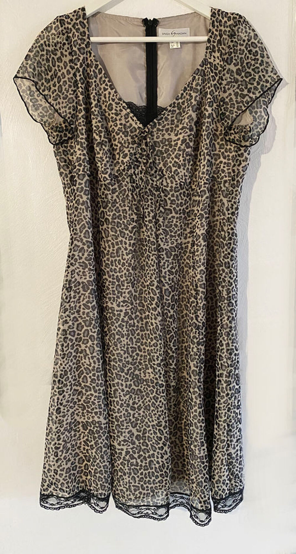 Robe habill&eacute;e L&eacute;opard Vêtements