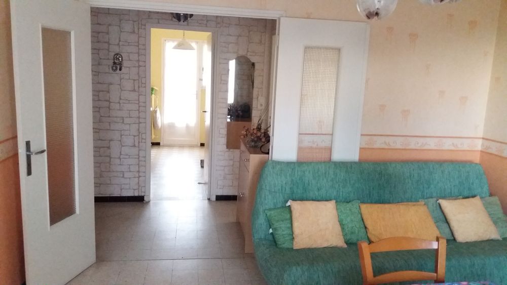   APPARTEMENT SIX FOURS LES PLAGES Provence-Alpes-Côte d'Azur, Les Lones (83140)