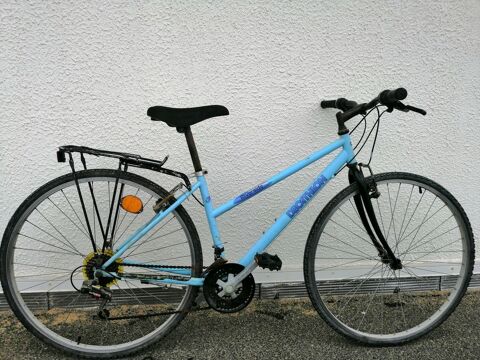 VTC 28 pouces D�cathlon Riverside  65 Notre-Dame-de-Monts (85)