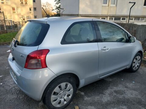 Toyota Yaris 1.0 - 69 VVT-i 2006 occasion Ivry-sur-Seine 94200