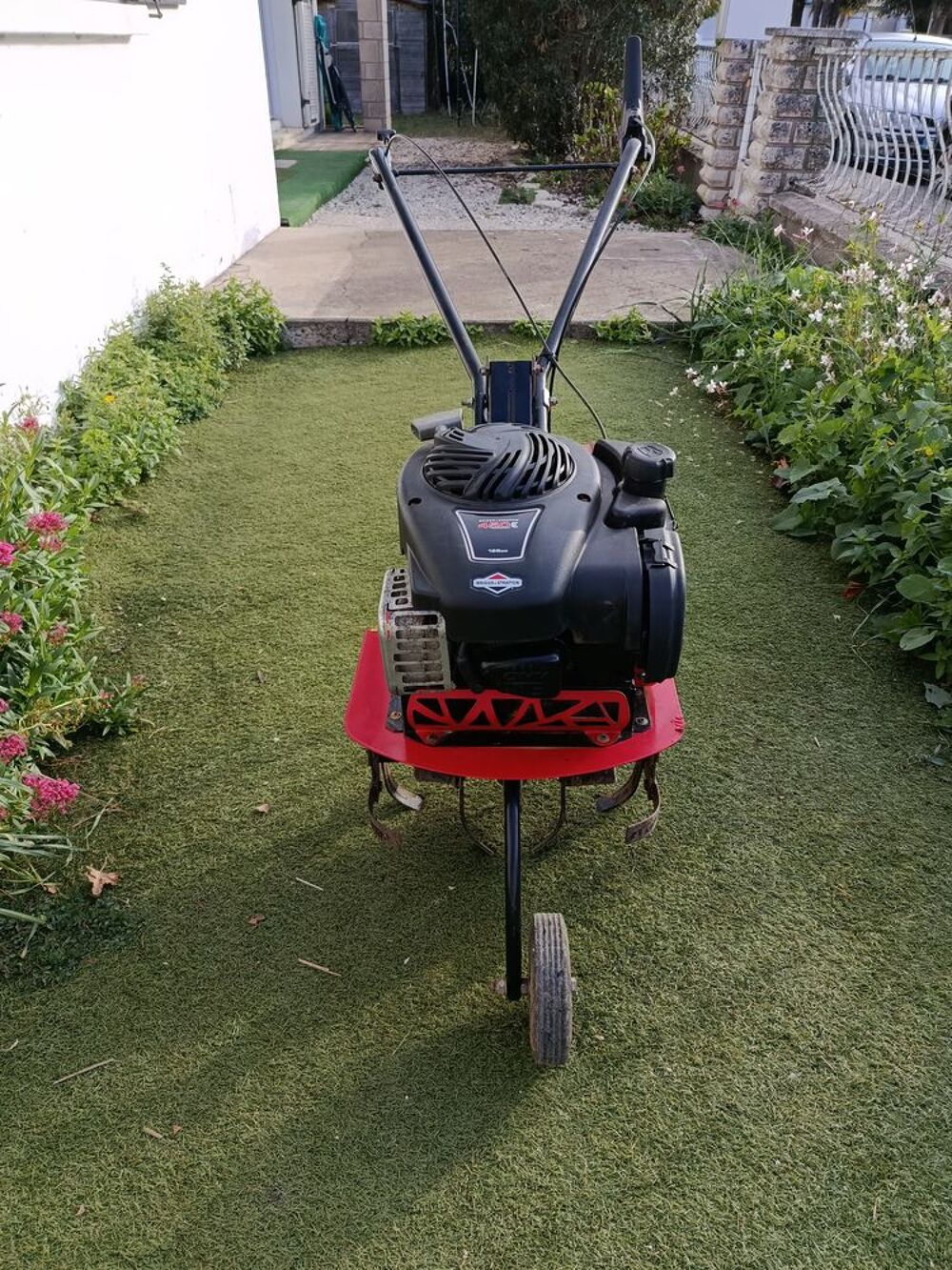 Motobineuse Jardin