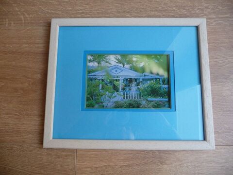 Cadre repr�sentant une maison bleue Ile de la R�union - Neuf 20 Celles-sur-Belle (79)