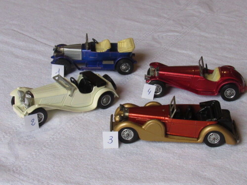 Lot de 10 voitures matchbox Jeux / jouets