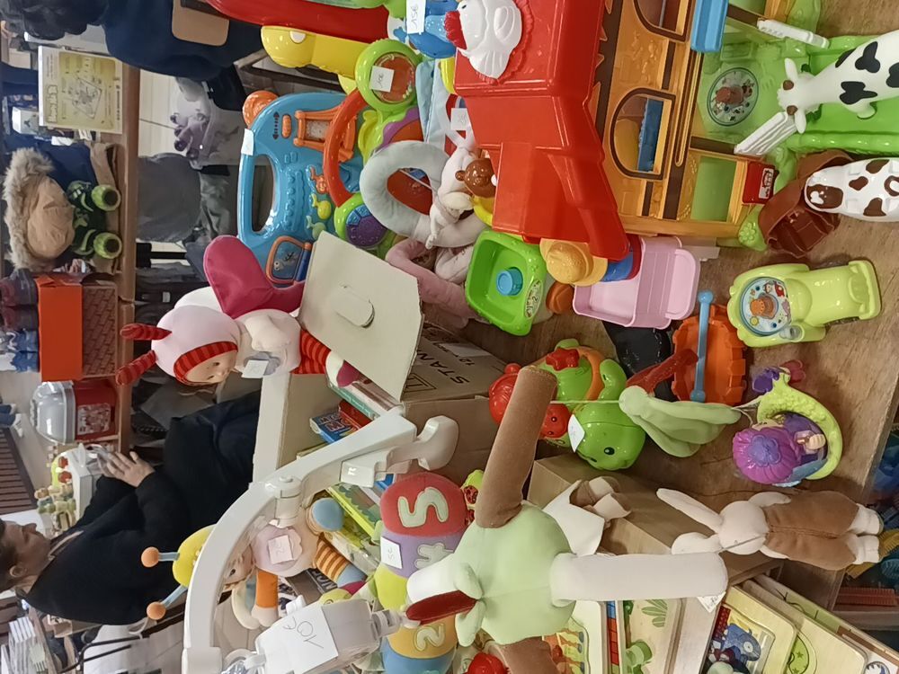 jouets enfants et v&ecirc;tements Jeux / jouets