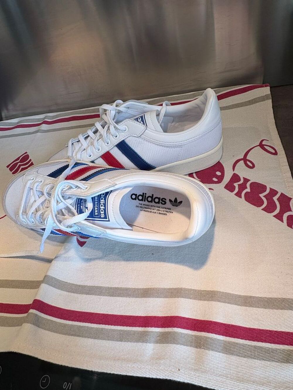Addidas homme T 43 Chaussures