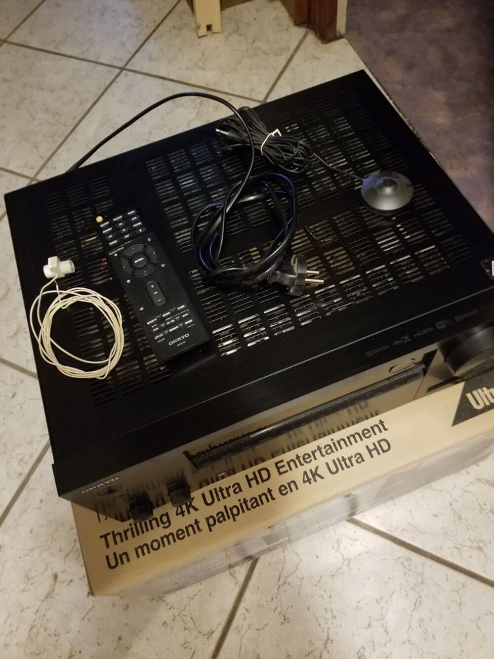 Ampli home cin&eacute;ma 7.2 Onkyo TX-NR555 noir Audio et hifi