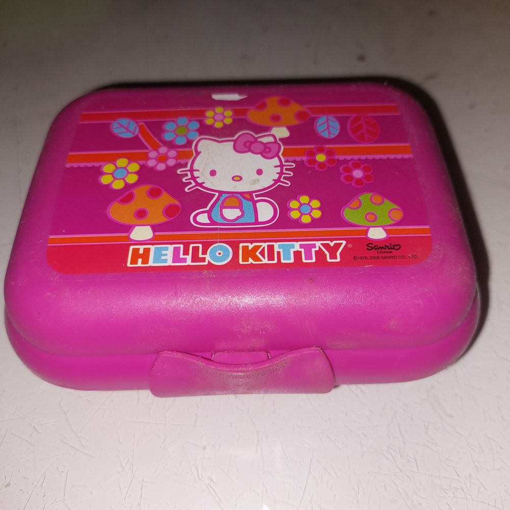 Bo&icirc;te hello kitty Jeux / jouets