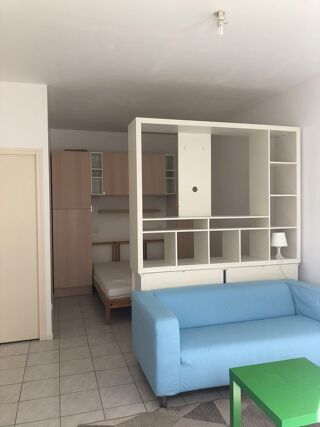  Appartement à louer 1 pièce 30 m²