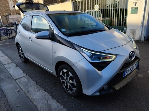 Toyota Aygo 1.0 VVT-i x-play 2020 occasion Ivry-sur-Seine 94200