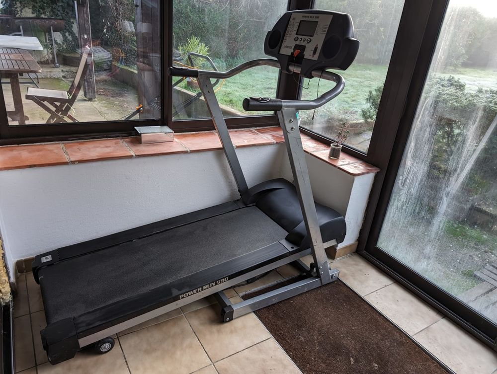 TAPIS DE COURSE/ MARCHE A DEBATTRE Sports
