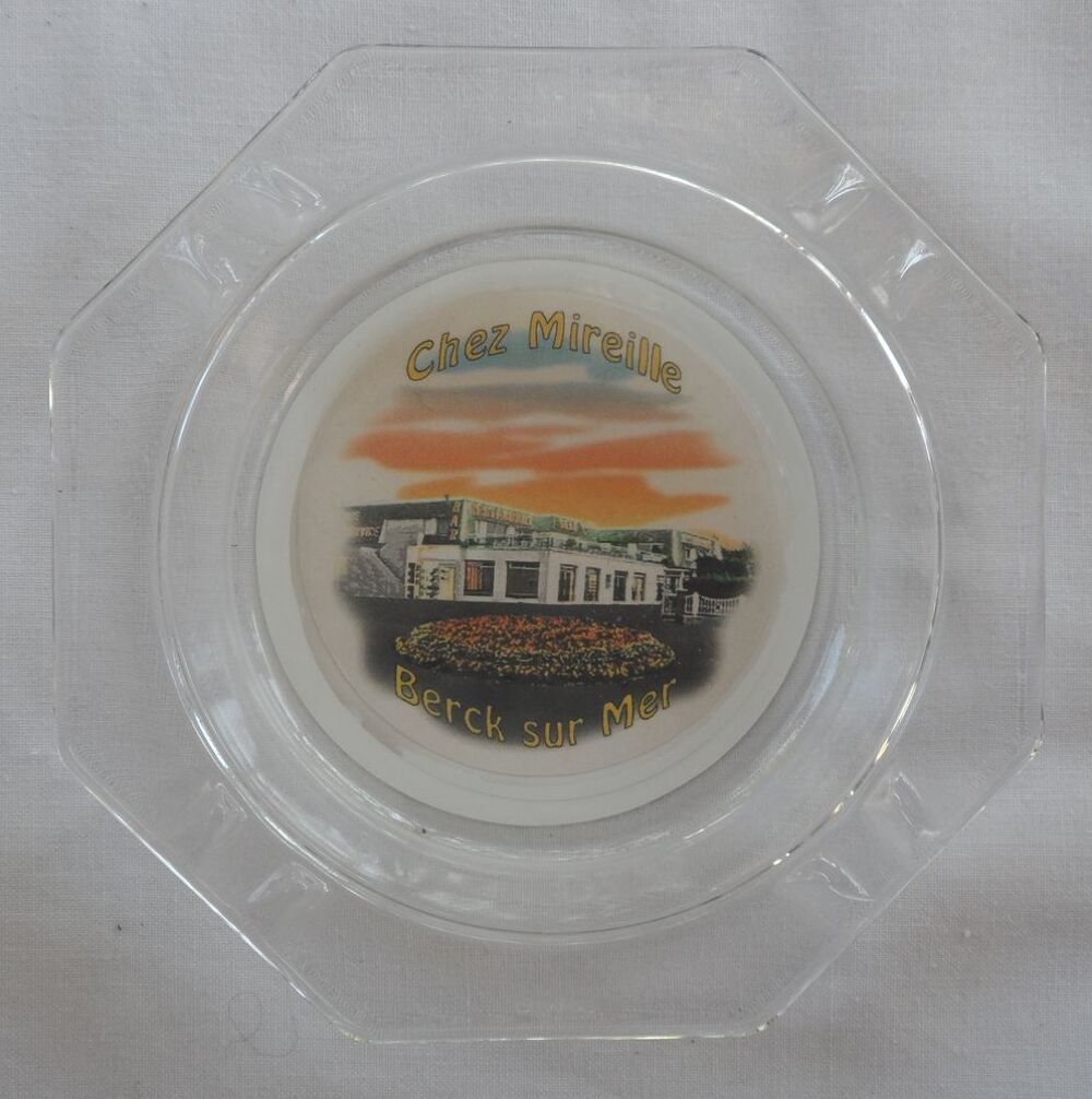 Cendrier verre et pot &agrave; cr&egrave;me c&eacute;ramique chez Mireille Berck 