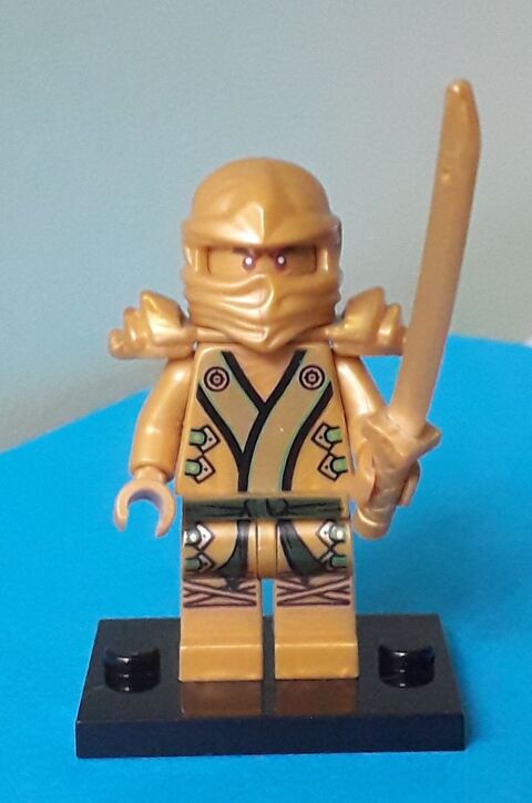 Lego : figurine NINJAGO : Lloyd 20 Limoges (87)
