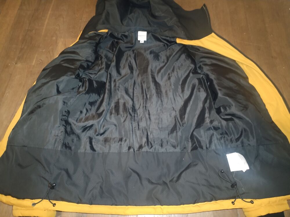 Doudoune CREEKS (taille M) Vêtements