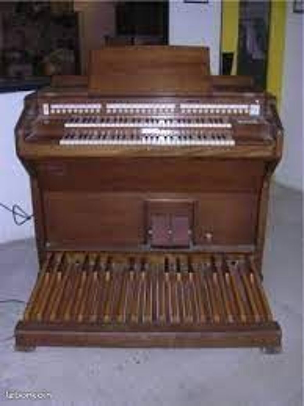 Recherche orgue liturgique en panne pour pi&egrave;ces Instruments de musique